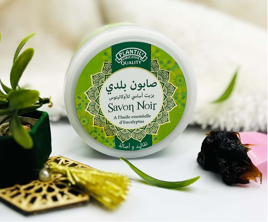 Savon noir à l'huile essentielle d'eucalyptus 200 ml